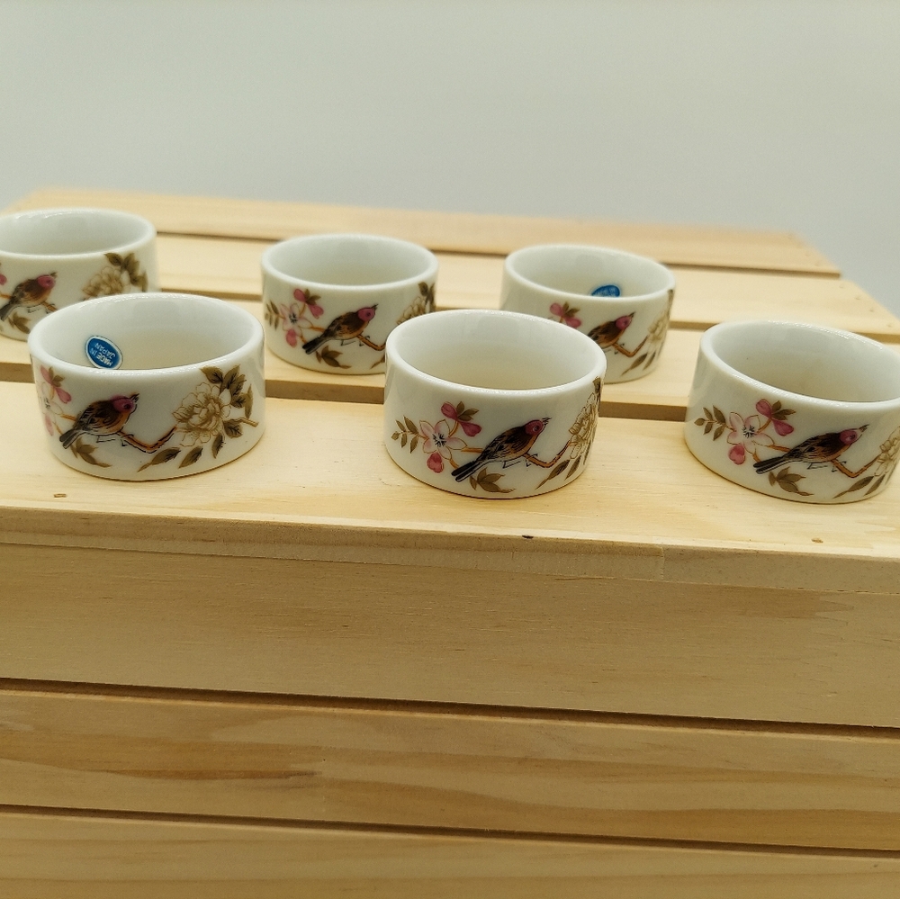 6 Vintage Ceramic Napkin Rings Made In Japan Bird Flower Butterfly - Picture 4 of 4